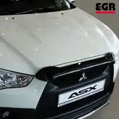 Unngå steinsprut i lakken og hold frontruten lenger ren. Panserbeskytter til din bil er en enkel måte å forlenge bilens levetid på.<br><br>Ingen boring eller endring av panseret trengs. Monteres enkelt med små strammeklips rundt panserkanten som klemmer mot en gjennomsiktig klistrelapp som limes der klipsene står<br><br><strong>Passer Mitsubishi ASX 2012 - 2015</strong>