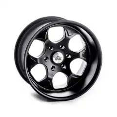 Vår helt egen Arctic Trucks felg som brukes på Toyota Hilux til og med mk6 og Land Cruiser frem til i dag. Denne felgen har vært med oss helt fra konseptstadiet på LC 120.