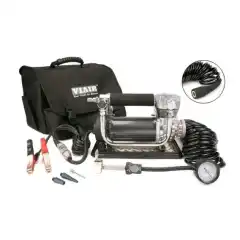 Slipper du ut luften av dekkene så øker fremkommeligheten drastisk, det er nesten som å jukse litt. Dette gjelder både i dyp pudder snø, ulendt terreng eller noe så enkelt som på ubrøytet vei opp til hytta eller på skitur. I tillegg øker det komforten dersom du skal krysse lange strekninger på grusveier og som ofte har "vaskebrett" som normalt nærmest rister bilen i stykker. Slipper du ut luft absorberer dekkene bedre disse ujevnhetene.<br><br>men... slipper du ut luft trenger du også å etterfylle dekkene når du er kommet deg på trygg vei igjen.<br><br>Dersom du i tillegg ikke vil fastmontere kompressor, eller trenger du trenger muligheten til å ta med deg kompressoren, er <span style="text-decoration: underline;">dette</span> produktet for deg.<br><br><style><br>	.bruksanvisning-button {</p><br><p>		background-color: rgb(0,111,202);<br />		color: white;<br />		border: none;<br />		cursor: pointer;<br />		padding-top: 5px;<br />		padding-left: 8px;<br />		padding-right: 8px;<br />		padding-bottom: 5px;<br />		border-radius: 10px;</p><br><p>	}<br /></style><br><br><a href="https://arctictrucks.no/wp-content/uploads/2023/03/44043_Manual.pdf"><button class="bruksanvisning-button">Bruksanvisning</button></a>