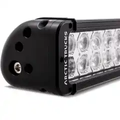 Xmitter Prime er en særdeles robust LED bar med særs effektive 5W LED emittere som gir et ekstremt kraftig lys. Perfekt for å booste bilens originale fjernlys, uten å samtidig være spesiellt synlig eller i veien for sensorer og radarer.<br><br>Totalt gir denne lampen 19.008 Raw Lumens fordelt på 6.336 Lm på begge 25° spredere og 12.672 Lm i 10° spot i midtfeltet.<br><br>Kombinasjonen av spredere og spot gir deg både bredde og en god distanse.<br><strong>Reverse utgaven er laget for montering opp ned  med logoen på glasset rette veien. Dette er for deg som vil la LED-baren "henge" på undersiden av frontbøylen eller takracket.</strong>