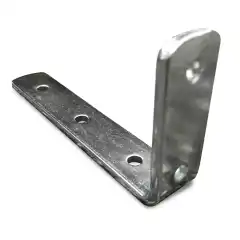 Skal du montere ARB markise til takrack eller lastestativ? Denne braketten festes enkelt med bolter inn på baksiden av markisen og til det meste av det du måtte ha på taket. Galvanisert stål.<br><br>Selges enkeltvis.