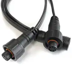 Skal du ha flere enn to ARB Solis ekstralys i grillen, må du ha en y-splitter for å få koblet til alle lampene. Denne splitteren sammen med <strong>Solis G2 3+ Dimmer </strong> som du finner nedenfor på denne siden så går monteringen av tre eller flere lamper som en lek.