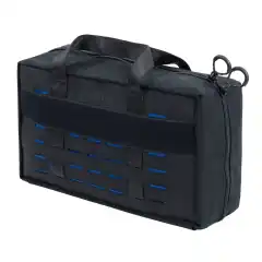 Blue Ridge Overland Gear har rett og slett målt størrelsen på ARB Tire Repair Kit og ARB Luftslange-kit og laget en bag som har plass til alt dette samlet i en bag, noe som ellers ligger løst i bilen.<br><br>Bag'en har MOLLE system på forsiden for montering av stropper, utstyrsposer eller pennholder.<br><br>NB! Bagen leveres uten verktøy, men er laget for ARB sitt dekk-repair sett.