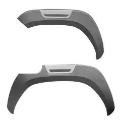 Komplett sett med originale breddere (foran og bak)<br>Avmontert fra ny bil før ombygging fra en ny Toyota Hilux Invincible X 2021+<br><br><strong>NB! SETTET INNHOLDER IKKE BREDDER PÅ 07-15.</strong>