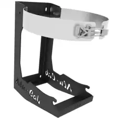 Designet rundt 3 kg Cadac-flasken, med en rustfri stropp og justerbar lås som holder flasken fast mens du kjører offroad. Den er lett, supersterk og enkel å betjene. Kan ta en liten hengelås for å sikre flasken og forhindre tyveri.